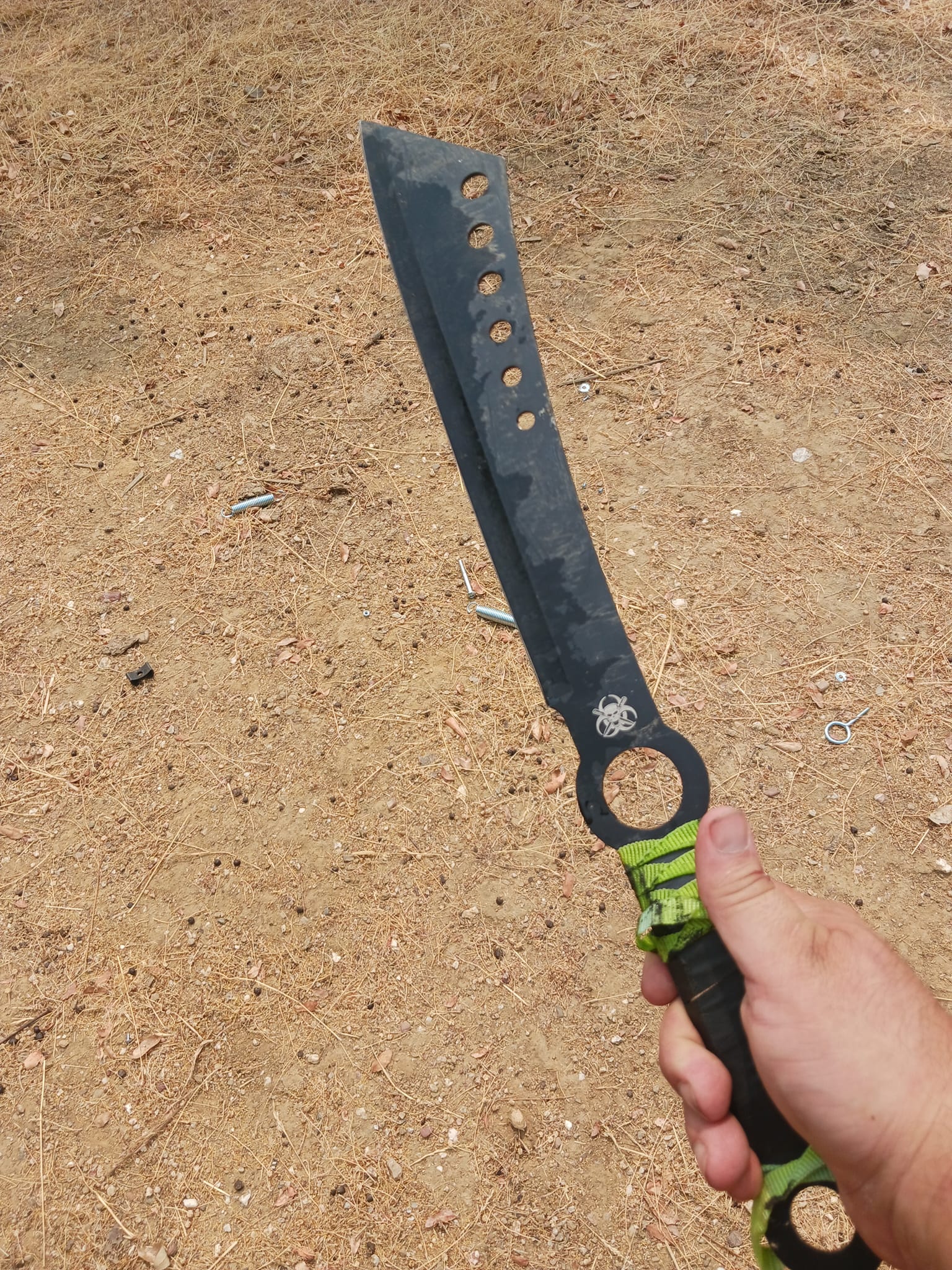 machete